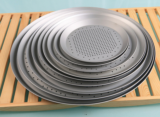 RK Bakeware China Foodservice NSF Hard Anodized Aluminum Perforado Crust Crispy Crust Caixinhas de pizza para Pizza Hut