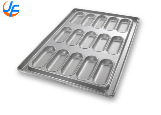 RK Bakeware China Foodservice 49015 Chicago Metallic Glazed Aluminized Steel Full Size Sub Sandwich Bun Baking Tray