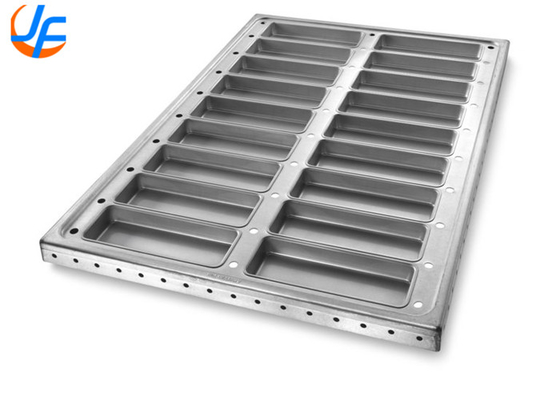 RK Bakeware China-52435 Glaçado Nonstick 18 Mold Aluminized Steel Hot Dog Bun Pan Tray