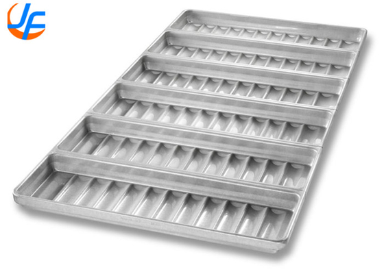 RK Bakeware China-52435 Glaçado Nonstick 18 Mold Aluminized Steel Hot Dog Bun Pan Tray